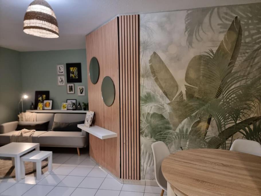 Appartement Cosy Agen Centre Avec Lit King Size Exterior photo